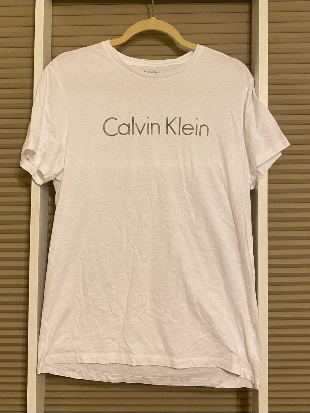 Calvin Klein Men's White Logo Crew Neck T-Shirt medium tee